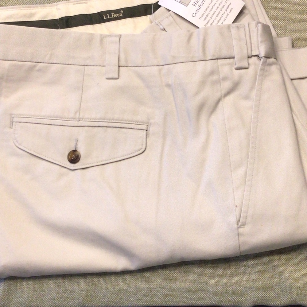 L.L. Bean Men's Light Tan Chinos